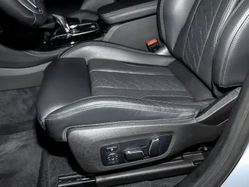 BMW X4 M Competition M Sport HUD PANO RFK NAVI LED