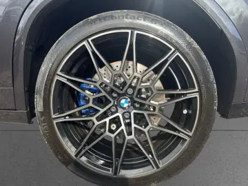 BMW X4 M Competition LivePro AdapLED Pano 360  H K