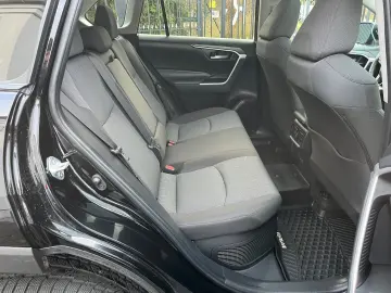 TOYOTA RAV 4 2.5 Hybrid 4x4 Auto AWD Schiebedach