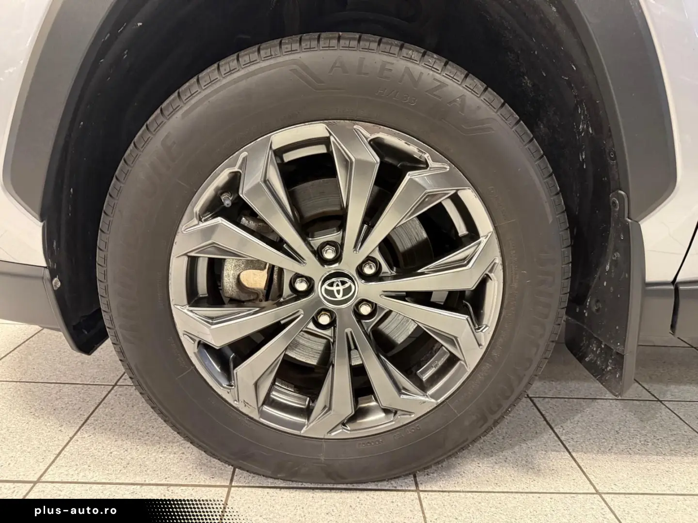 TOYOTA RAV 4 HYBRID-4x4-LED-LEDER-KAMERA-MOD. 2024