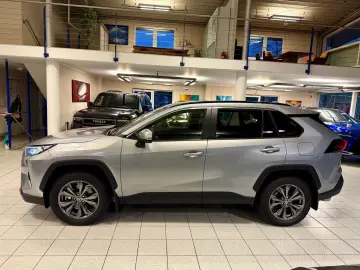 TOYOTA RAV 4 HYBRID-4x4-LED-LEDER-KAMERA-MOD. 2024