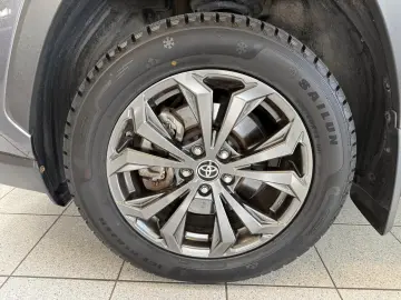 TOYOTA RAV 4 HYBRID-4x4-LED-LEDER-KAMERA-MOD. 2024