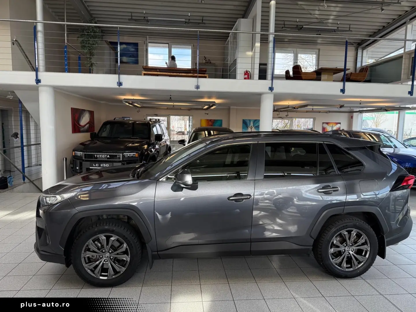 TOYOTA RAV 4 HYBRID-4x4-LED-LEDER-KAMERA-MOD. 2024