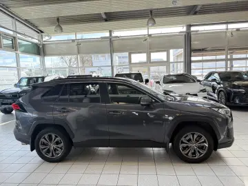 TOYOTA RAV 4 HYBRID-4x4-LED-LEDER-KAMERA-MOD. 2024
