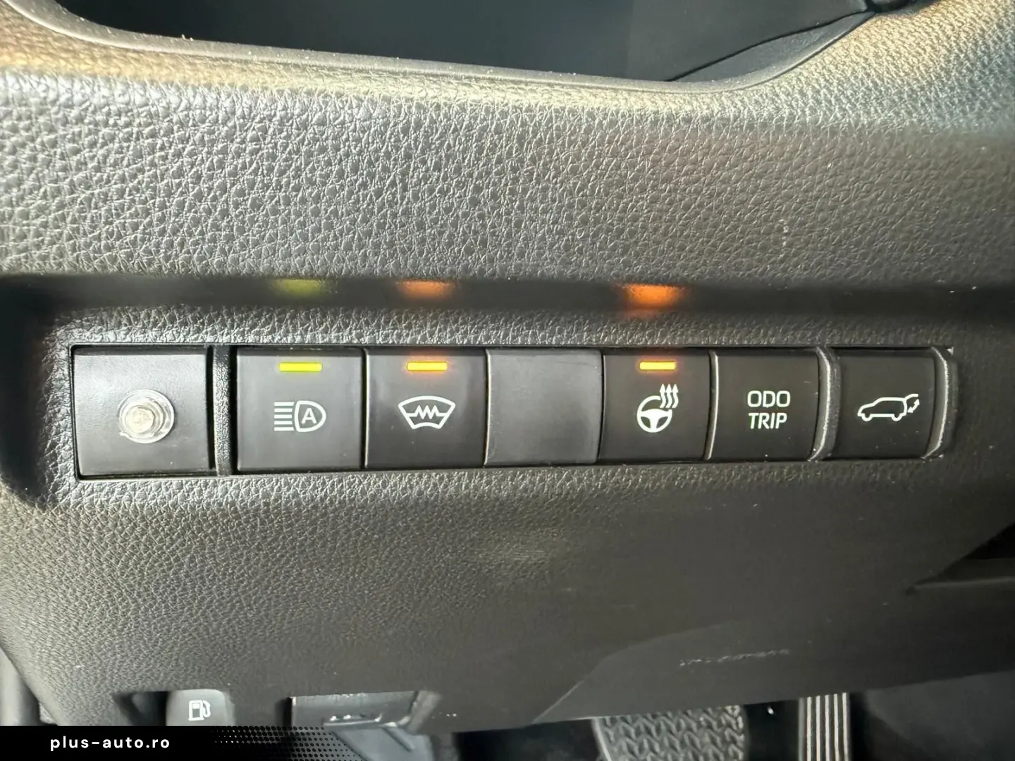 TOYOTA RAV 4 HYBRID-4x4-LED-LEDER-KAMERA-MOD. 2024