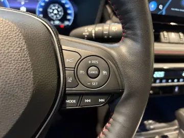 TOYOTA RAV 4 Plug-in Hybrid Comfort HUD SHZ Kamera ACC