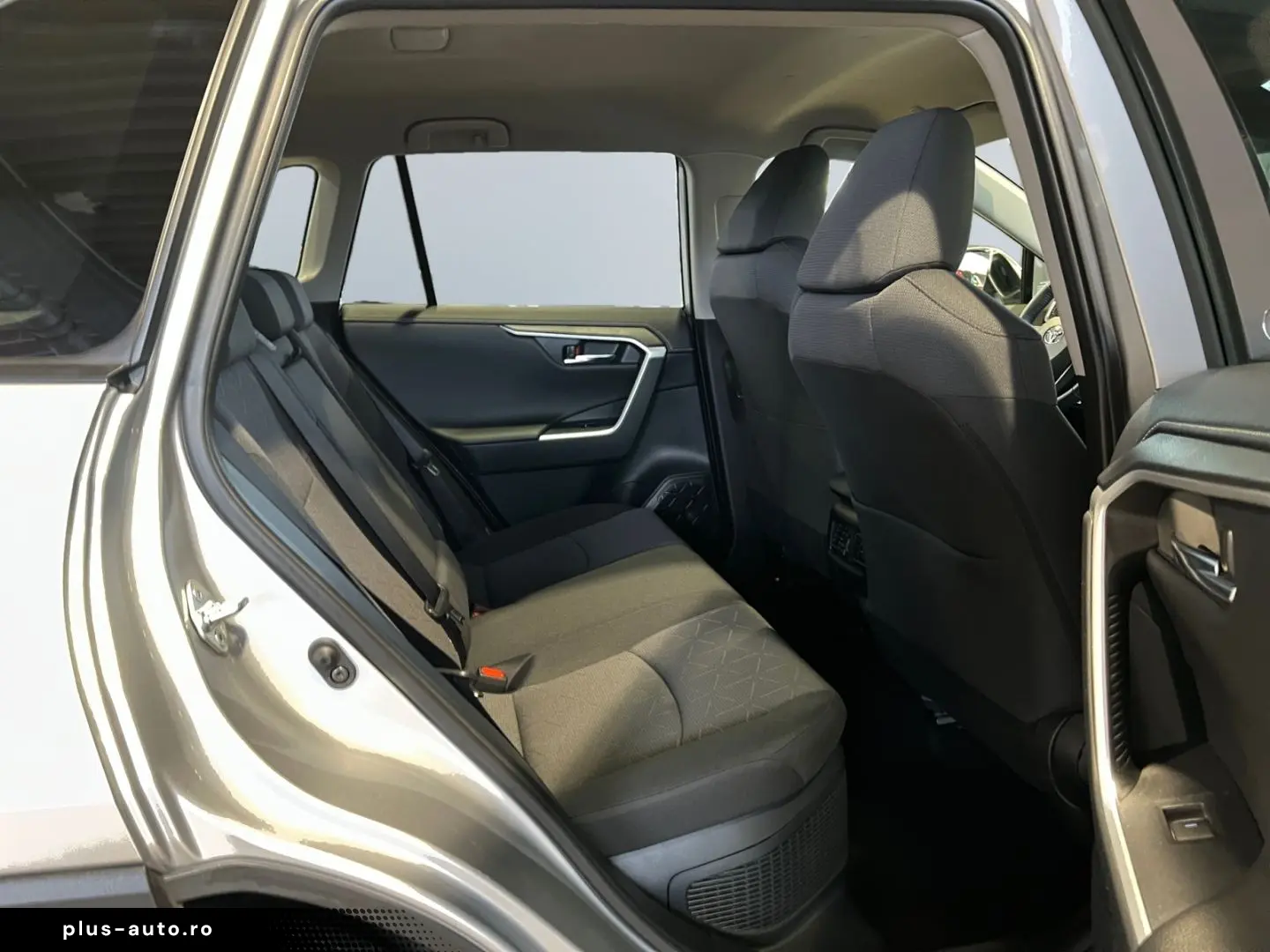 TOYOTA RAV 4 2.5 4x4 Hybrid Team D  AHK CAM ACC el Heck