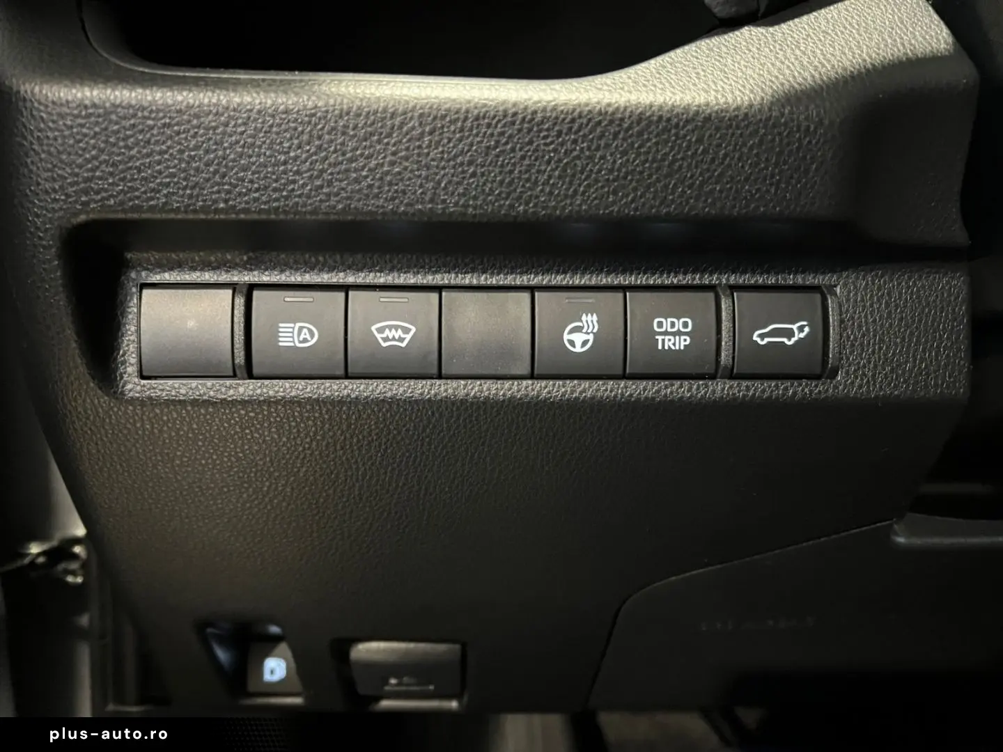 TOYOTA RAV 4 2.5 4x4 Hybrid Team D  AHK CAM ACC el Heck