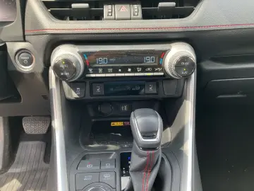 TOYOTA RAV 4 Plug-in Hybrid 4x4 Comfort