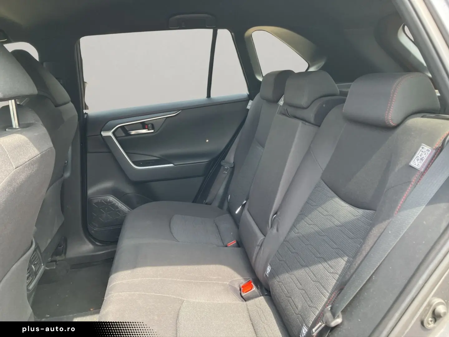 TOYOTA RAV 4 PLUG-IN HYBIRD 4x4 COMFORT CAM NAV 8-FACH!