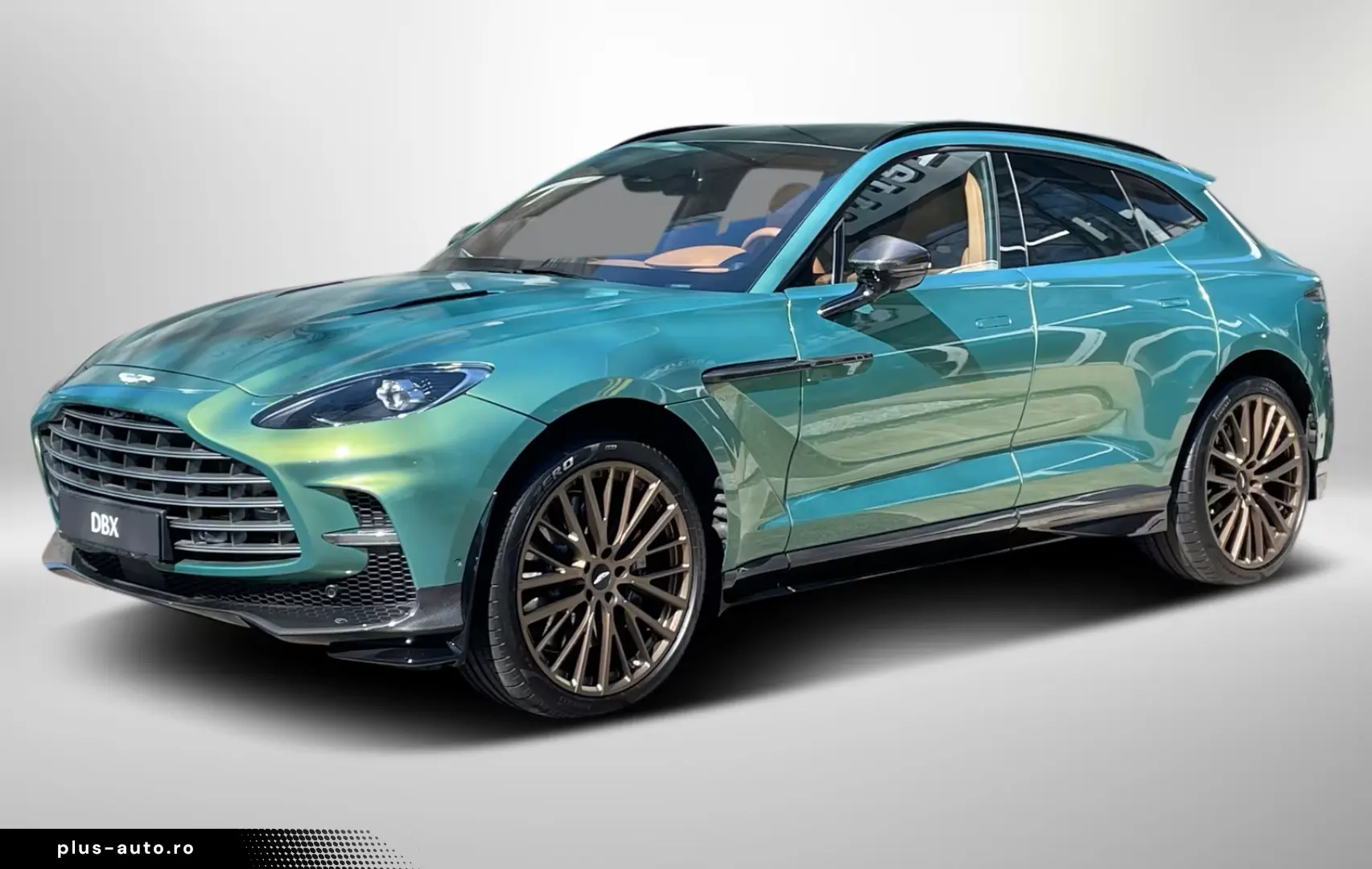 Aston Martin DBX 707 MY25 Full Carbon