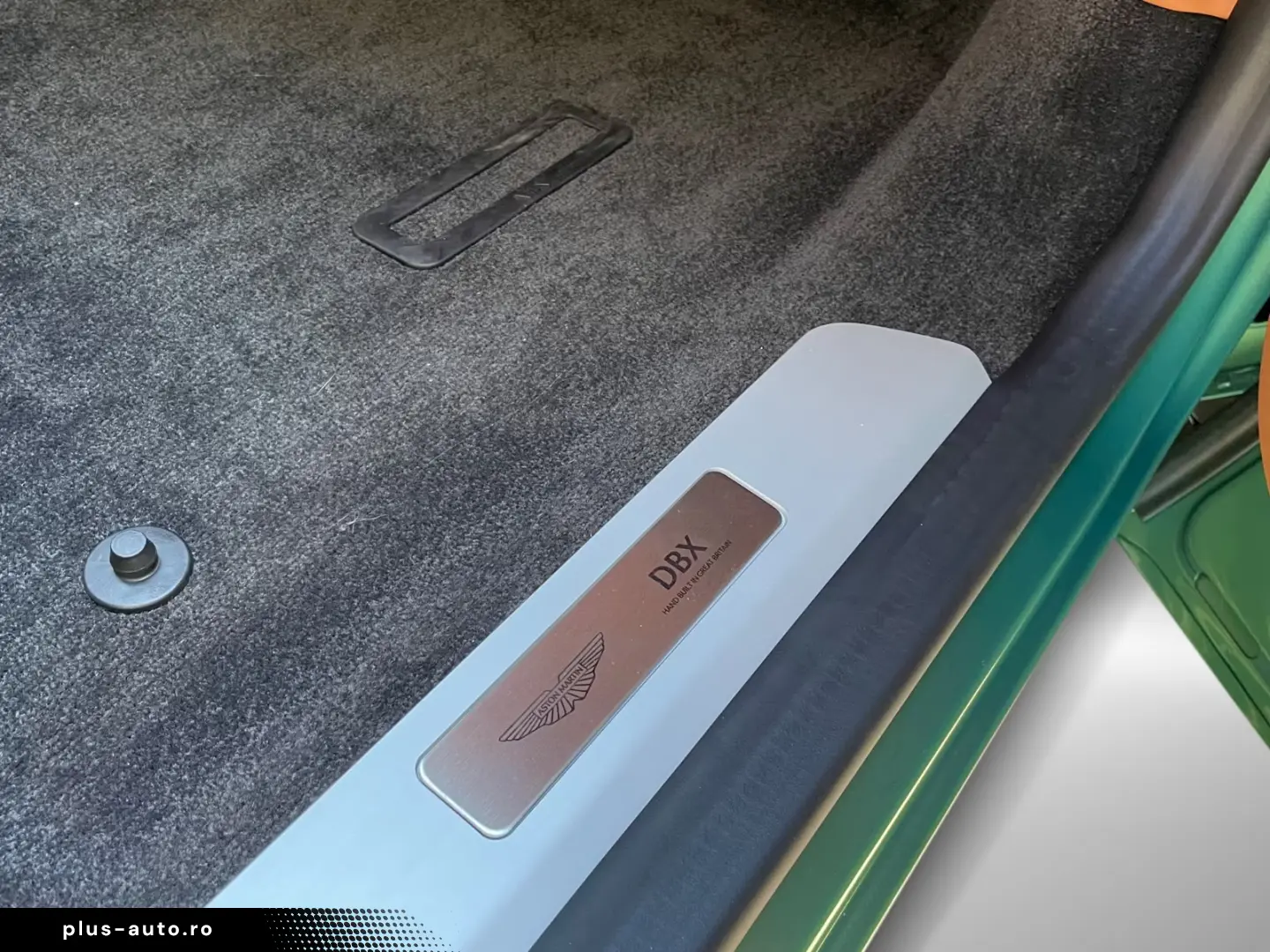 Aston Martin DBX 707 MY25 Full Carbon