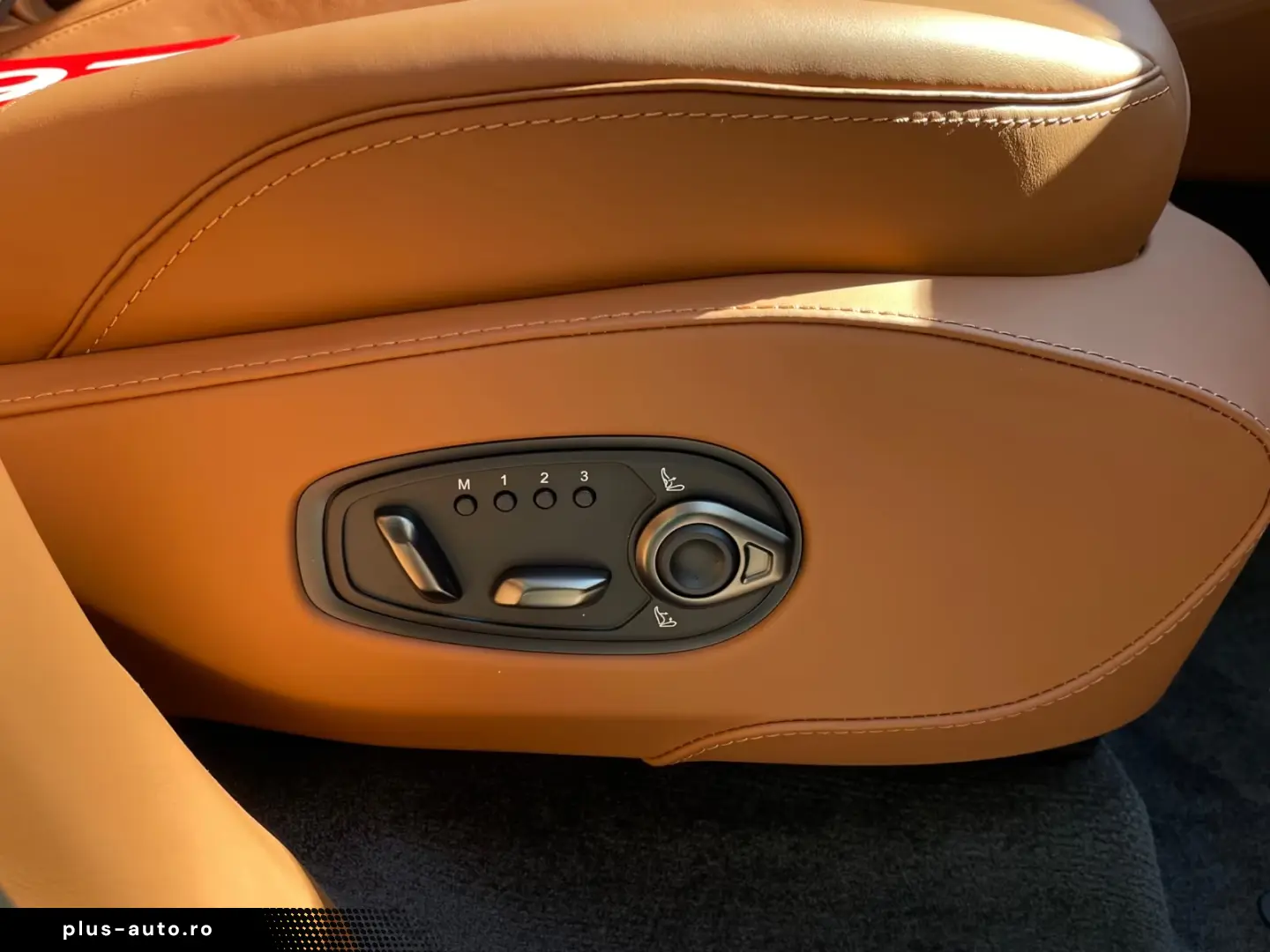 Aston Martin DBX 707 MY25 Full Carbon