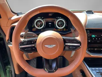 Aston Martin DBX 707 MY25 Full Carbon