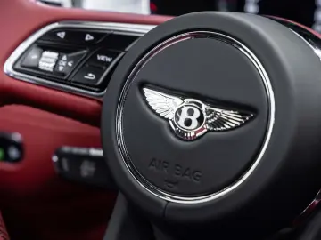 BENTLEY Bentayga S V8