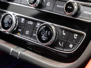 BENTLEY Bentayga S V8