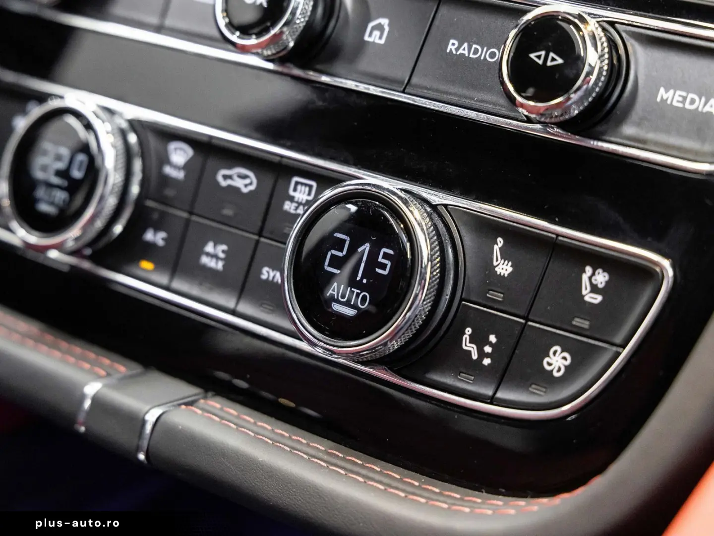 BENTLEY Bentayga S V8