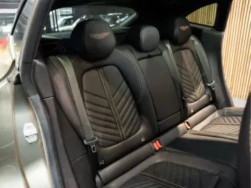 ASTON MARTIN DBX 707 4.0 V8 S