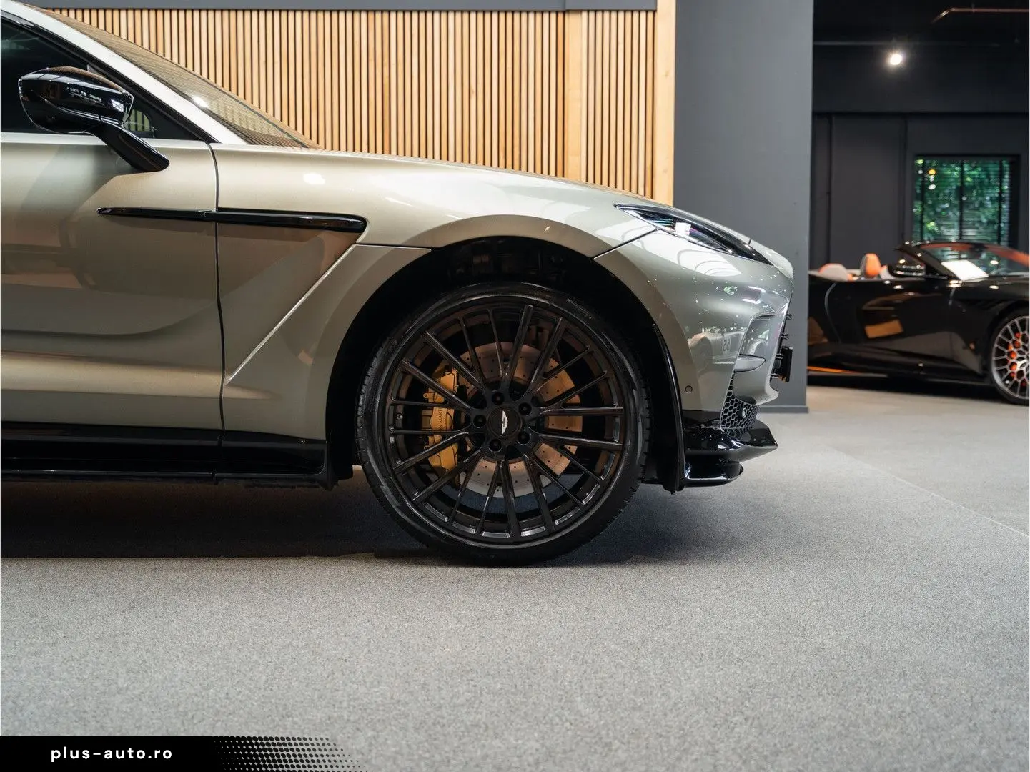 ASTON MARTIN DBX 707 4.0 V8 S