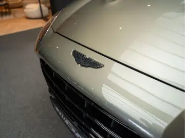 ASTON MARTIN DBX 707 4.0 V8 S