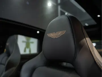 ASTON MARTIN DBX 707 4.0 V8 S