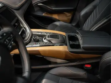 ASTON MARTIN DBX 707 4.0 V8 S