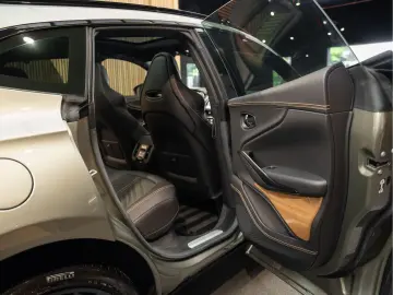 ASTON MARTIN DBX 707 4.0 V8 S