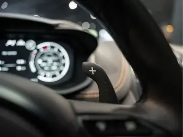 ASTON MARTIN DBX 707 4.0 V8 S