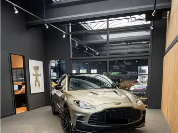 ASTON MARTIN DBX 707 4.0 V8 S