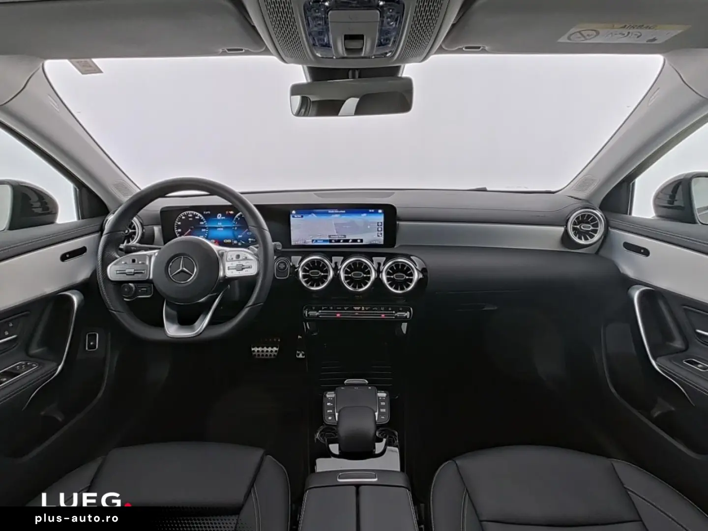 MERCEDES-BENZ A 250 e Lim AMG MBUXHighE Pano LED Night 19