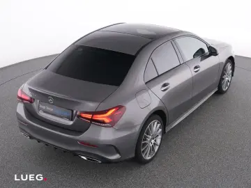 MERCEDES-BENZ A 250 e Lim AMG MBUXHighE Pano LED Night 19