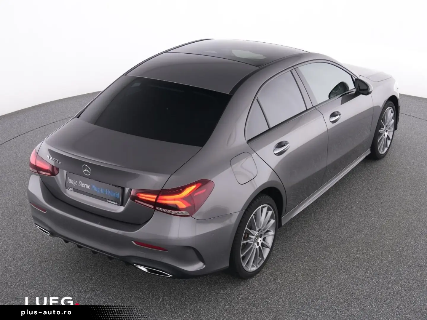 MERCEDES-BENZ A 250 e Lim AMG MBUXHighE Pano LED Night 19