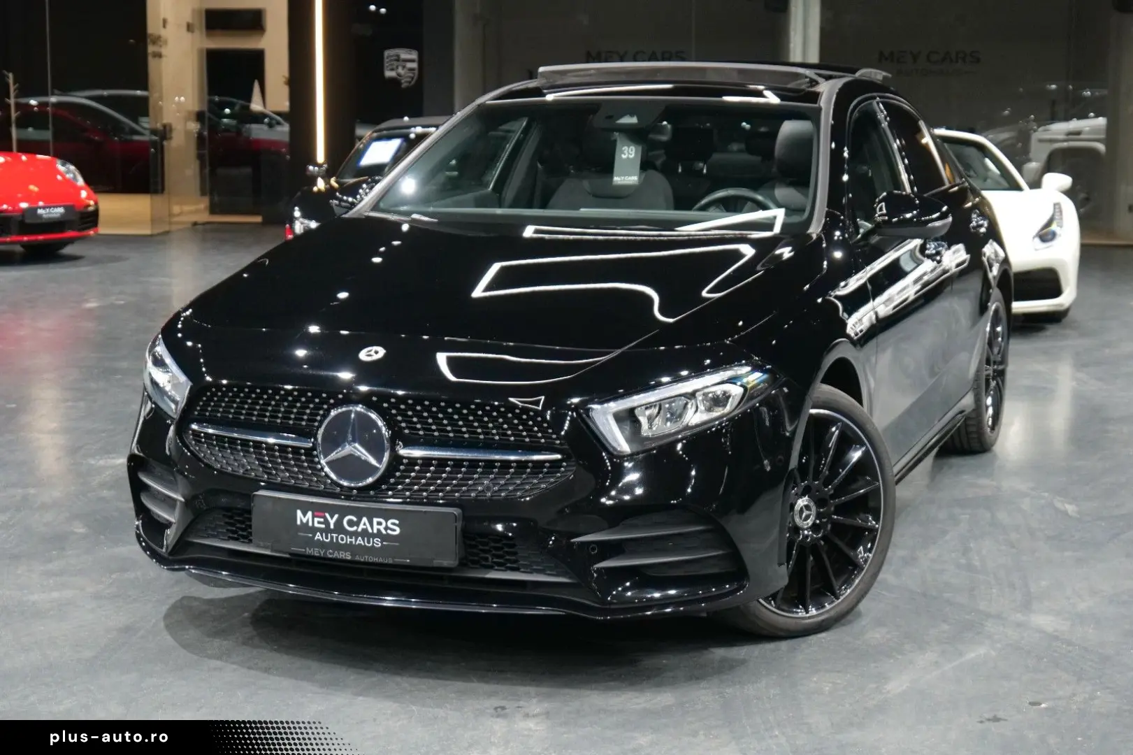 MERCEDES-BENZ A 250e Limousine AMG Sport Pano Night Kamera
