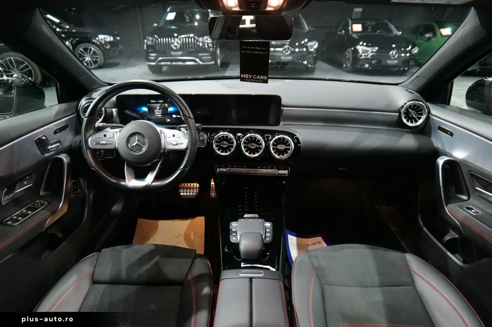 MERCEDES-BENZ A 250e Limousine AMG Sport Pano Night Kamera