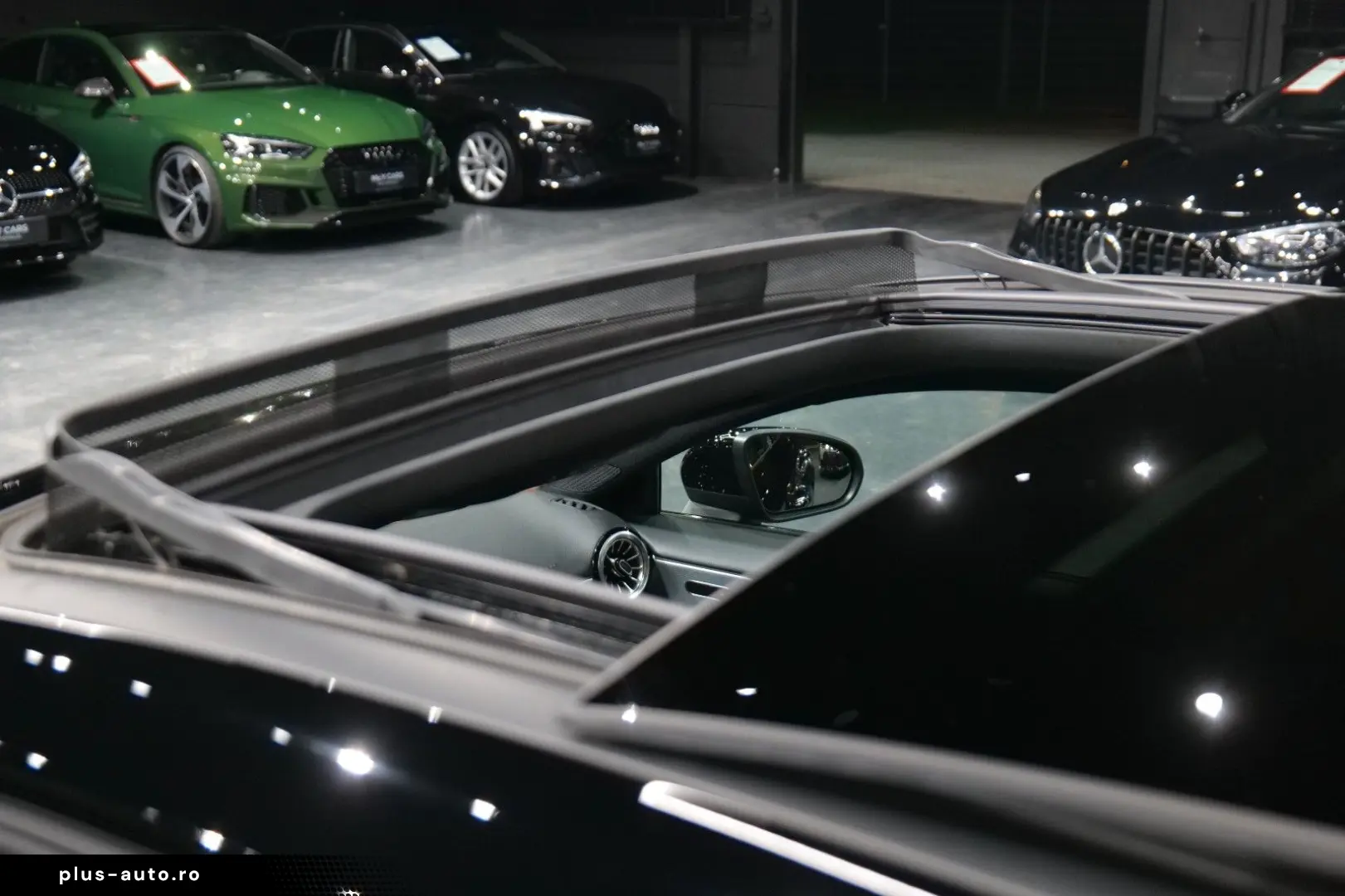 MERCEDES-BENZ A 250e Limousine AMG Sport Pano Night Kamera