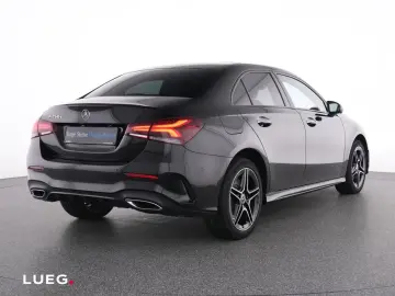 MERCEDES-BENZ A 250 e Lim AMG MBUX Pano MBeam KeylG 360