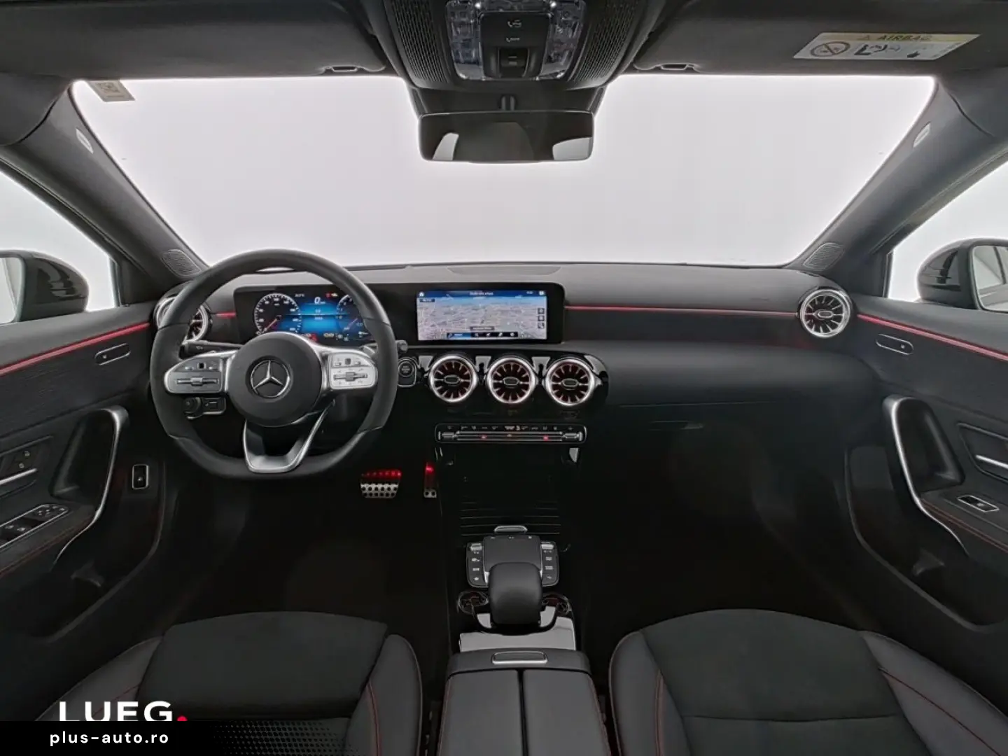 MERCEDES-BENZ A 250 e Lim AMG MBUX Pano MBeam KeylG 360