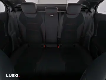 MERCEDES-BENZ A 250 e Lim AMG MBUX Pano MBeam KeylG 360