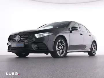 MERCEDES-BENZ A 250 e Lim AMG MBUX Pano MBeam KeylG 360