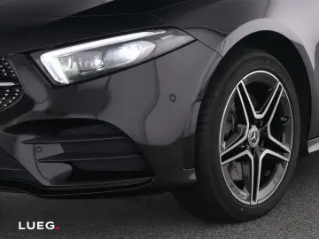 MERCEDES-BENZ A 250 e Lim AMG MBUX Pano MBeam KeylG 360