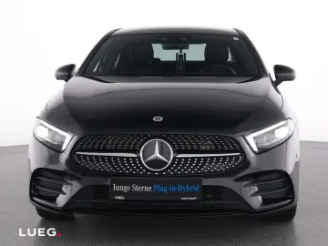 MERCEDES-BENZ A 250 e Lim AMG MBUX Pano MBeam KeylG 360