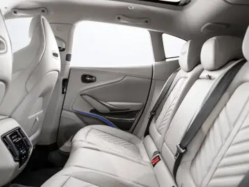 Aston Martin DBX 4.0 V8 DBX707