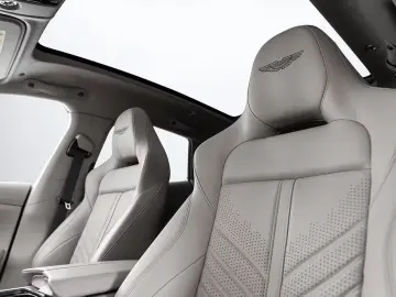 Aston Martin DBX 4.0 V8 DBX707