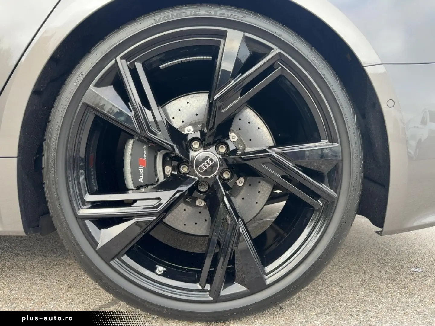 AUDI RS6 Avant 4.0 TFSI Tiptr. Vmax 305 KM H Laser Na