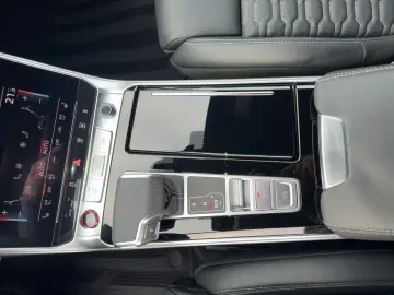 AUDI RS6 Avant 4.0 TFSI Tiptr. Vmax 305 KM H Laser Na