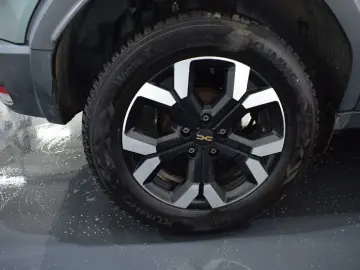 DACIA DUSTER 1.2 TCe MHEV 130CP Extreme 4X4