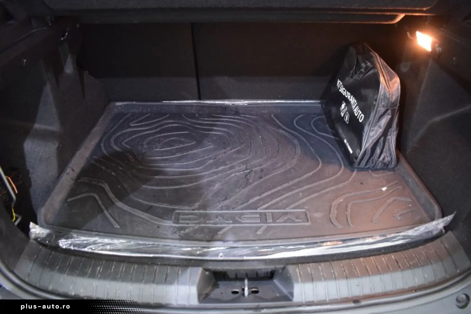 DACIA DUSTER 1.2 TCe MHEV 130CP Extreme 4X4