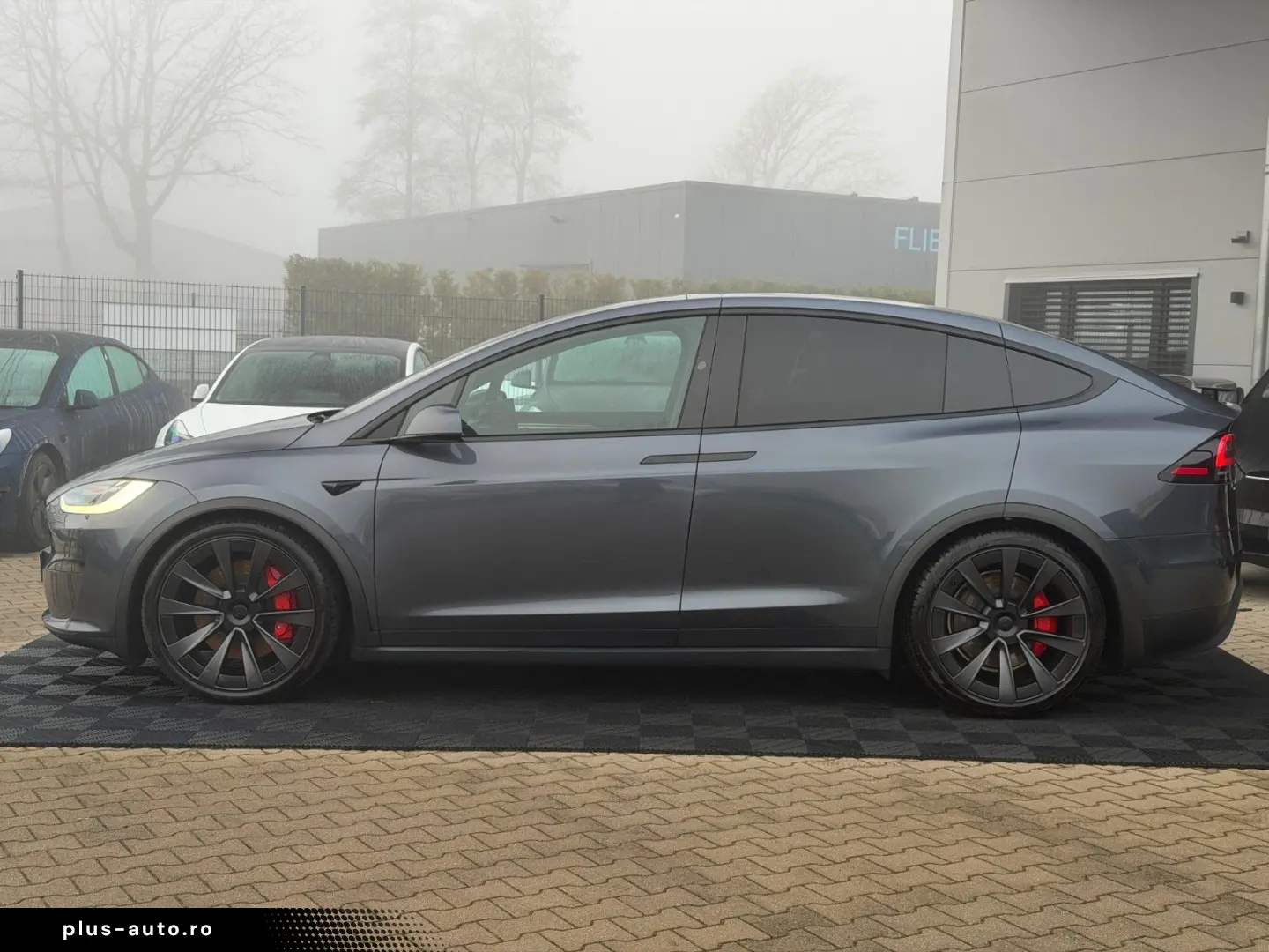 TESLA MODEL X PLAID   HARWARE 4   YOKE   6SEAT   22