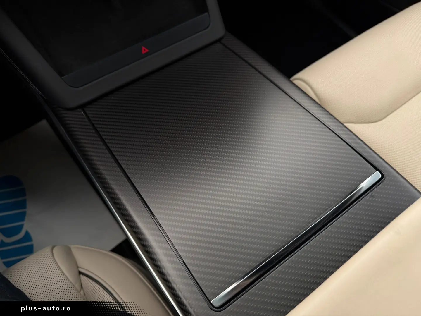 TESLA MODEL X PLAID   HARWARE 4   YOKE   6SEAT   22