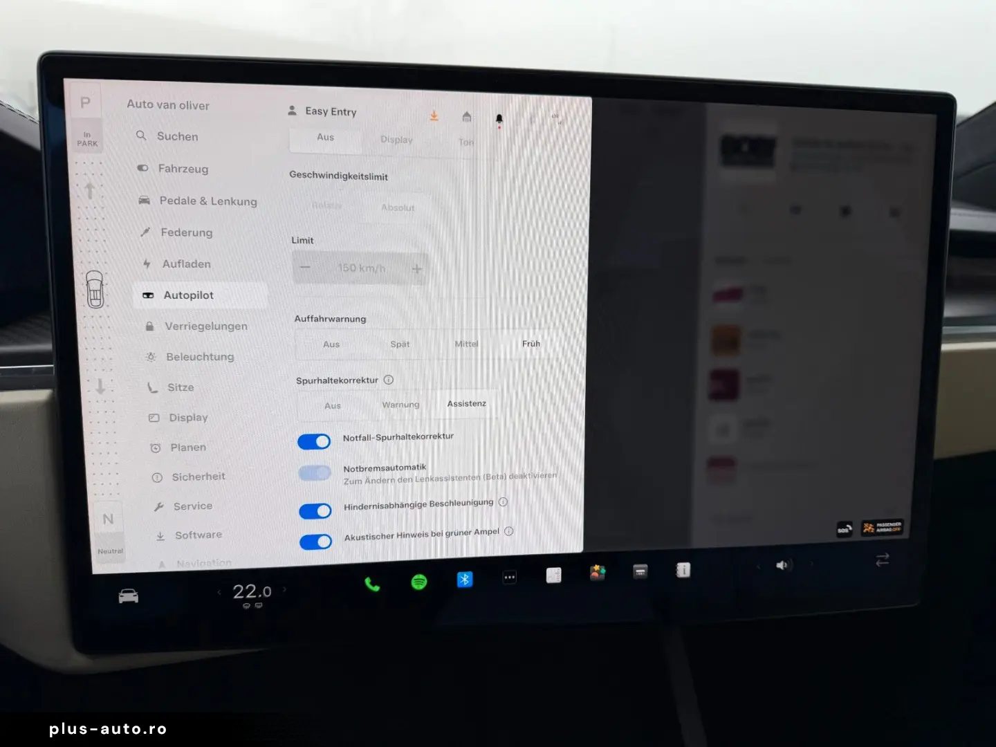 TESLA MODEL X PLAID   HARWARE 4   YOKE   6SEAT   22